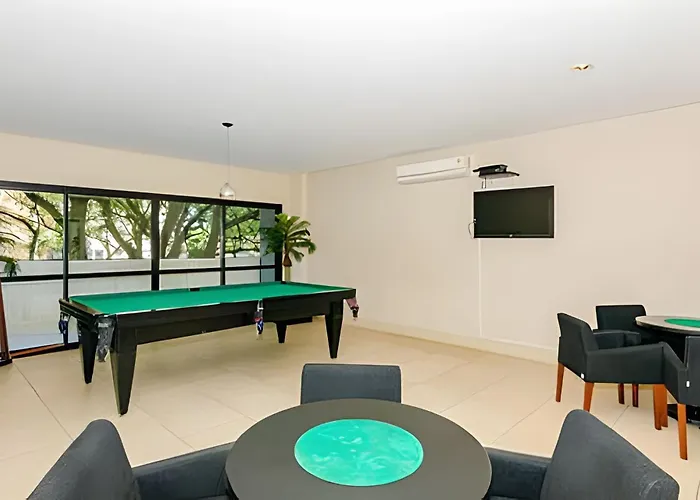 Studio incrível no Condo clube sky, batel soho by UROOMS